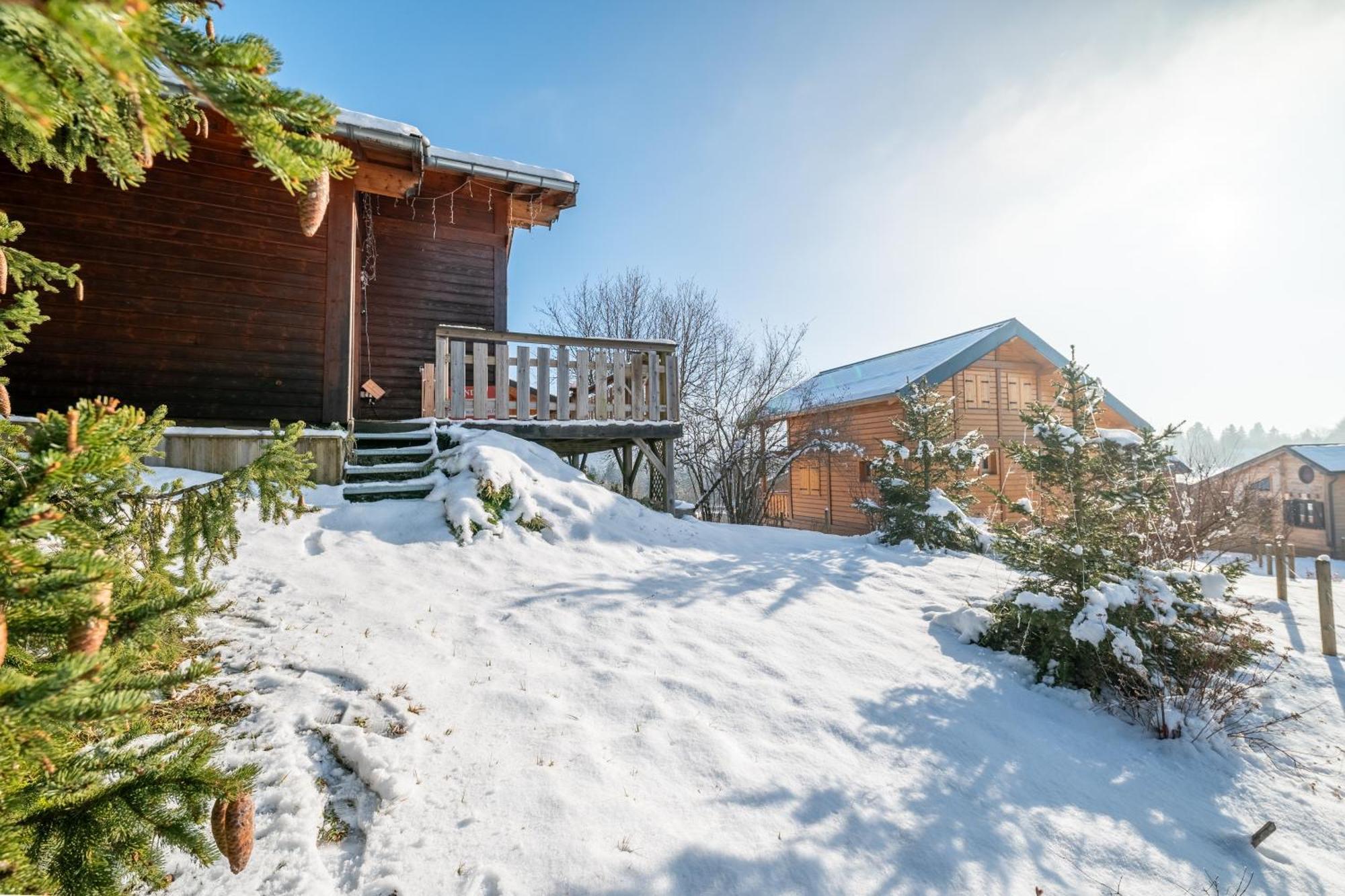 Chalet L'Embellie - Chalet Avec Piscine Partagee Saint-Laurent-en-Grandvaux Luaran gambar